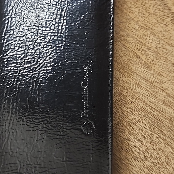 Franklin Covey Black Patent Leather Wallet with Tabs - Picture 5 of 12